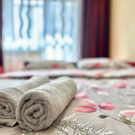 Kholodnaya Gora Apartment คาร์คิฟ ภายนอก รูปภาพ