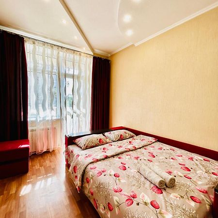 Kholodnaya Gora Apartment คาร์คิฟ ภายนอก รูปภาพ